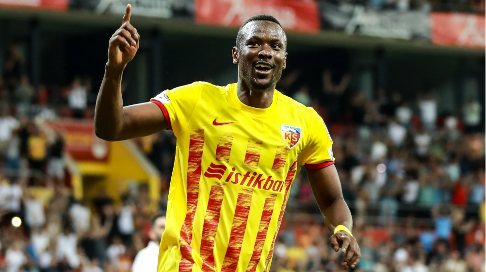 Thiam Rizespor İle Masaya Oturdu