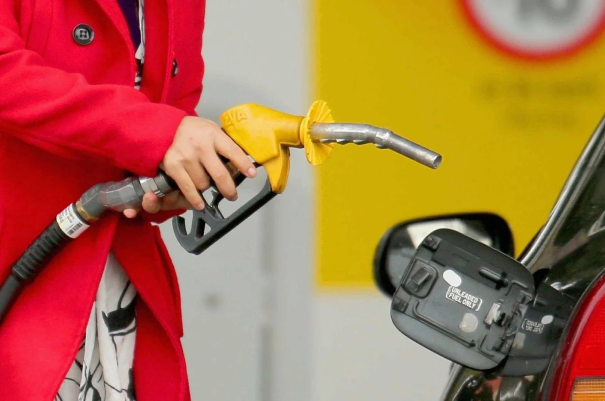 Benzin ve motorine indirim geldi mi? Benzin ve motorin ne kadar? 