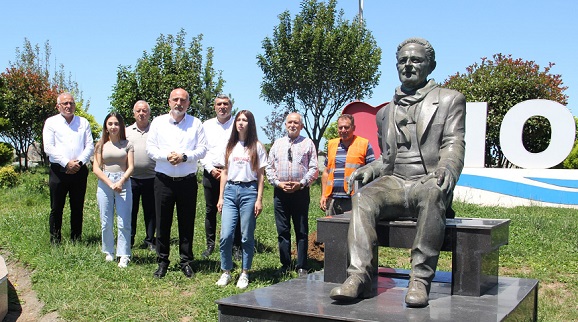 Hopa Belediyesi Ünlü Şair Nazım Hikmet’in Vasiyetini Yerine Getirdi