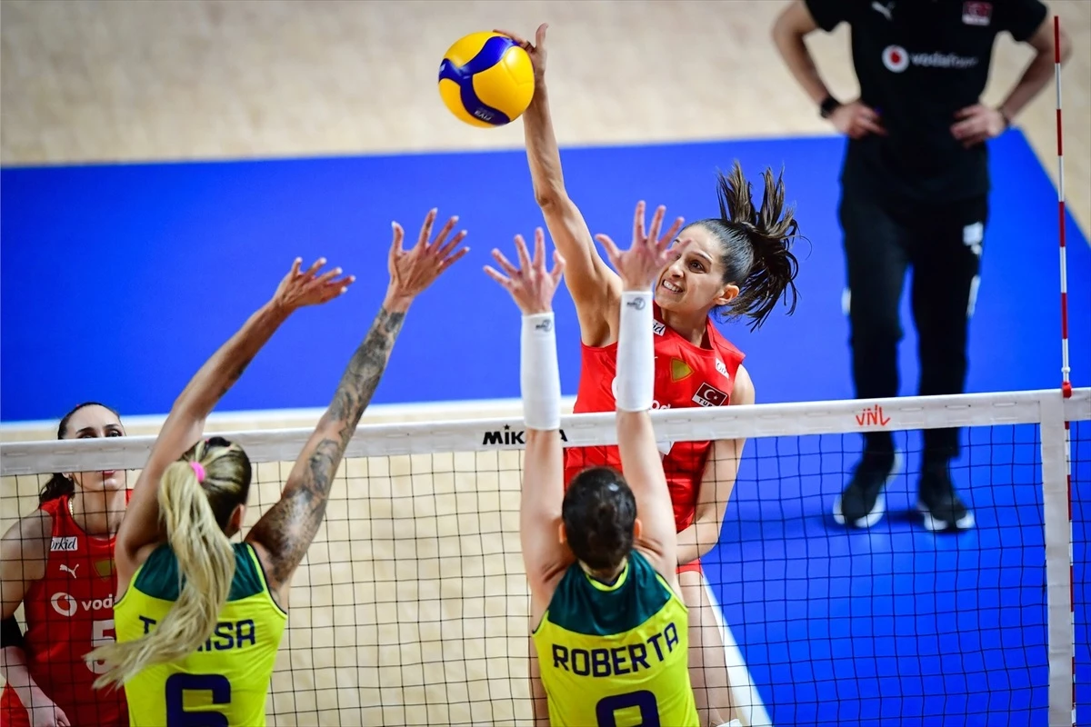 FIVB Milletler Ligi (VNL) çeyrek finali ne zaman? Filenin Sultanları çeyrek finalde kiminle oynayacak?