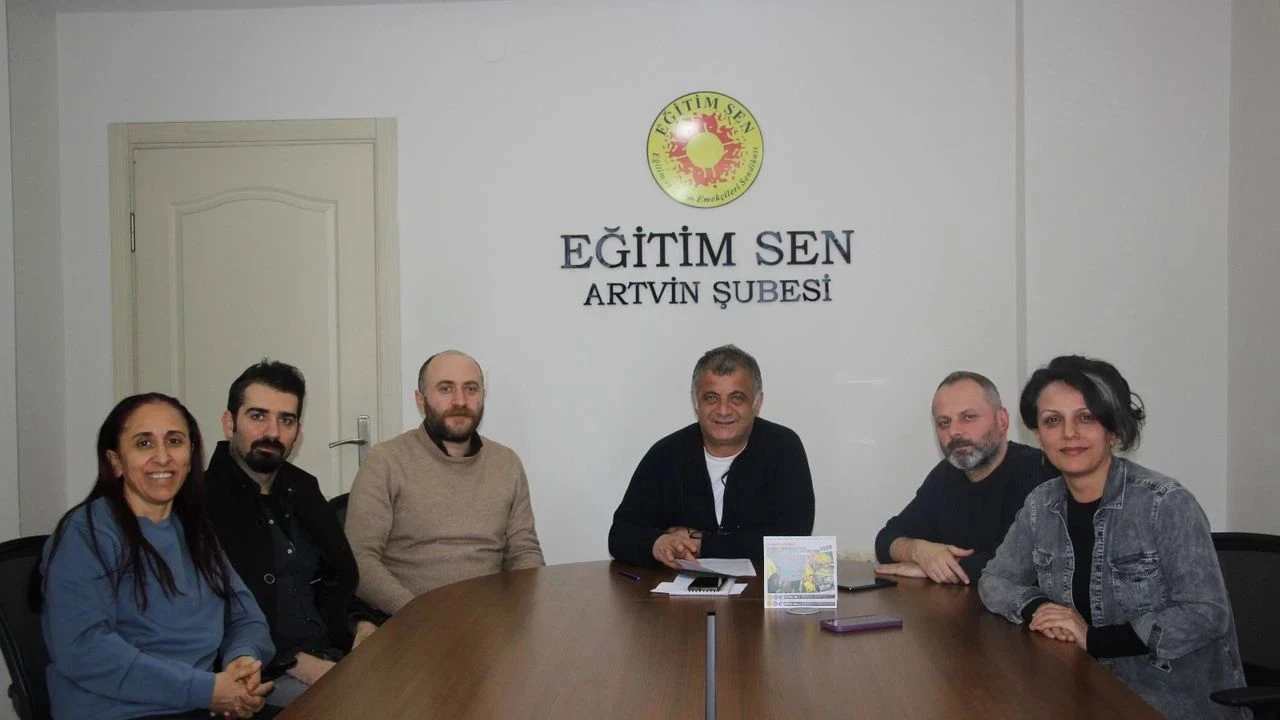 Eğitim Sen'den Yeni Müfredata Sert Tepki