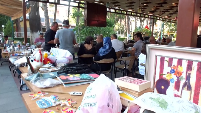 Burhaniye'de ikinci el mezadı ilgi görüyor