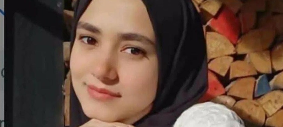 Boşandığı eşi tarafından bıçaklanan Yüsra Binnaz Çimtay, 8 gündür tedavi gördüğü hastanede hayatını kaybetti