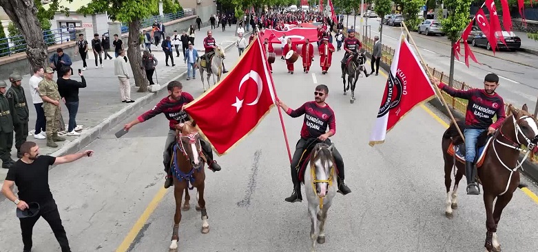 Atatürk'ün Erzurum'a gelişinin 105. yıl dönümü törenlerle kutlandı