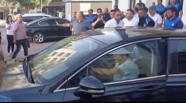 DEM Partili Iğdır Belediyesi kayyum döneminde işe alınan 204 şirket personelinin iş akdi feshedildi