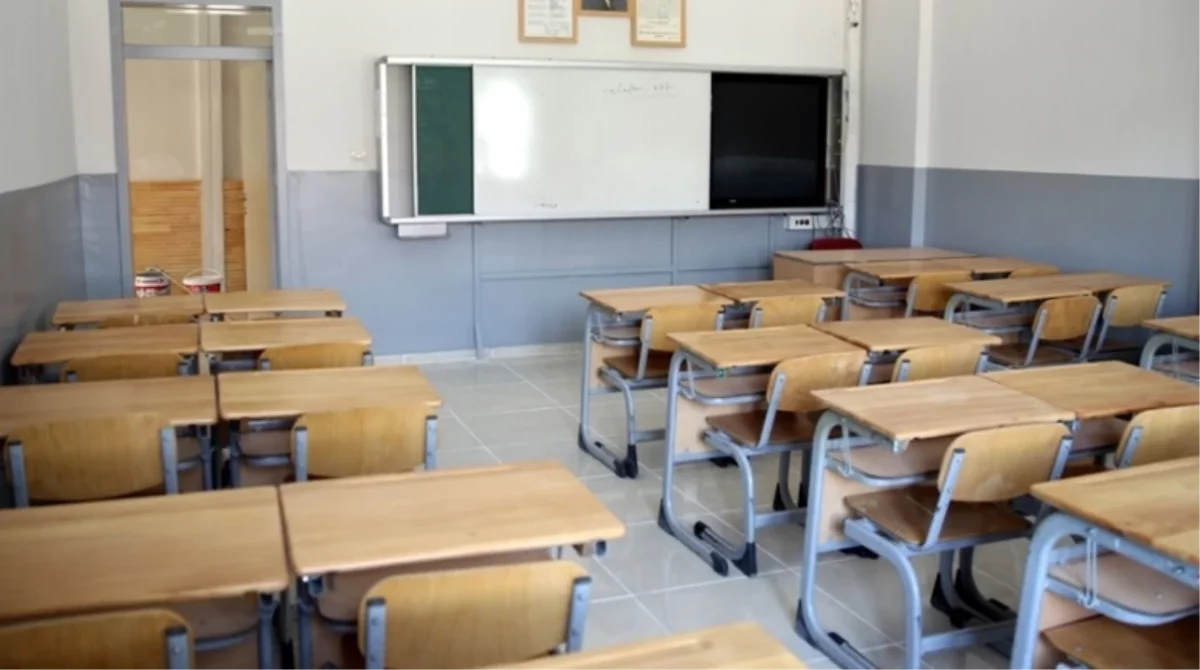 Ortaokul kayıtları ne zaman başlıyor? 2024-2025 Ortaokula kayıt günleri hangi tarihte başlıyor?