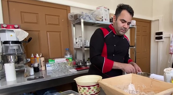 Yozgat’ta 8 bin 600 yıllık antik çağ ekmeği üretildi