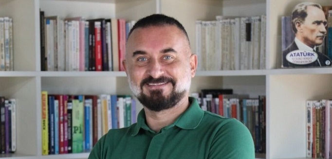 CUMHURİYET DÜŞMANLARININ TEMEL HEDEFİ LAİKLİKTİR