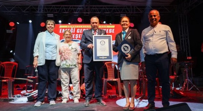 Dev Kazanda Pişen Tarhana Çorbamız Guinness Rekorlar Kitabına Girdi.