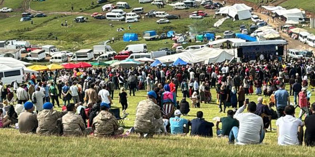 Sis Dağı Şenliğinde Binlerce Kişi Bir Araya Geldi