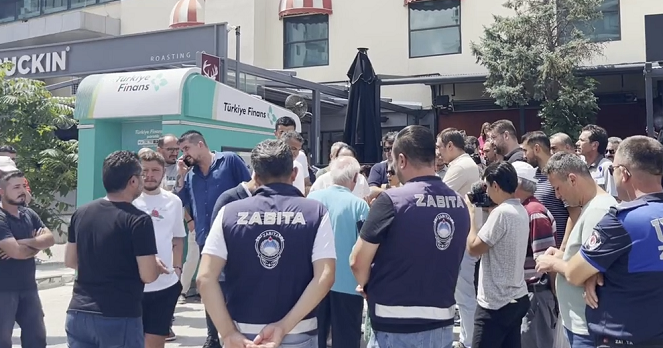 Uşak’ta kaçak yapı eski başkan ile belediye yönetimini karşı karşıya getirdi