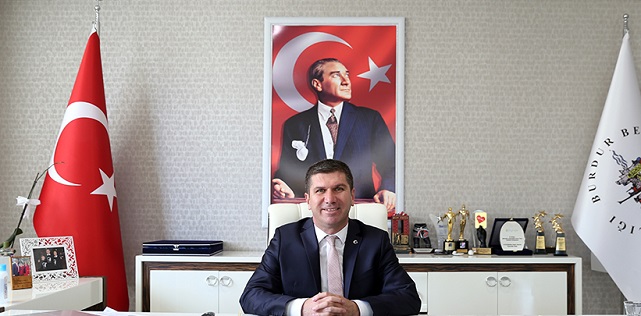 Burdur Belediye Başkanı Ercengiz’den şehir içi trafik ve otopark düzenlemeleriyle ilgili açıklama