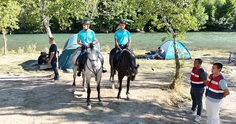 Munzur Vadisi’nde Atlı Jandarma Timleri Görevde