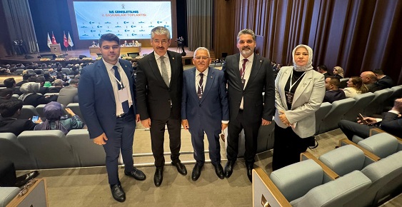 Başkan Büyükkılıç, Ak Parti Genişletilmiş İl Başkanları Toplantısı’na katıldı