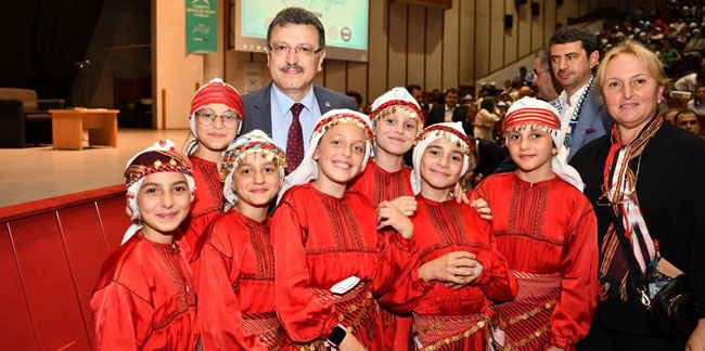 Genç: Çocuklarımız İnandığımız Değerle Yetişiyor
