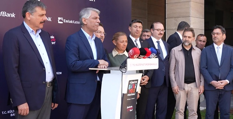Erzurum'da Kültür Yolu Festivali Başladı: Esnaf ve Halk Memnun