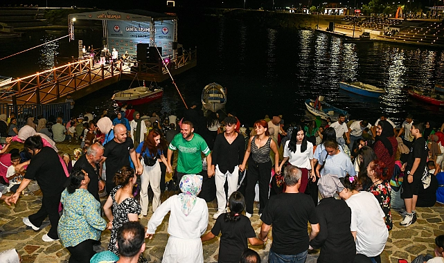 KARADENİZ TÜRKÜLERİ GANİTA'DA YANKILANDI