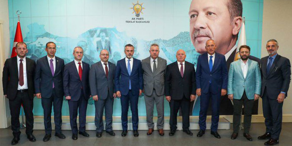 AK Parti Çayeli İlçe Başkanlığına Abdüllatif Kömürcü vekaleten atandı.