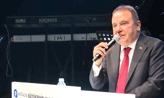 Antalya Büyükşehir Belediye Başkanı Böcek: “Bağımsızlığımızın 102. yılı kutlu olsun”