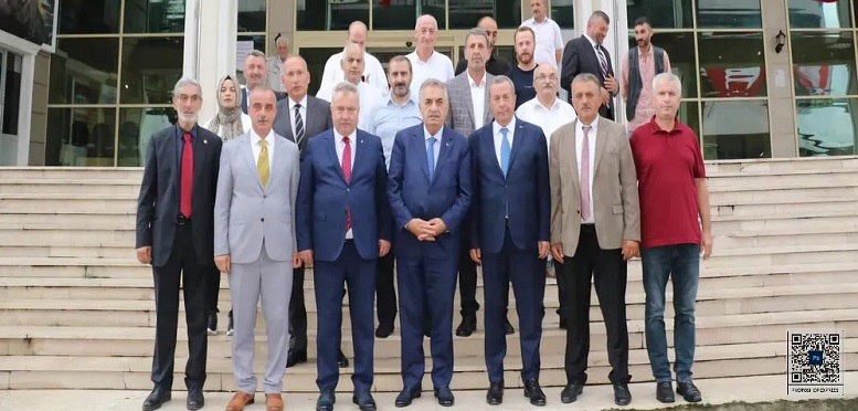 AK Parti Genel Başkan Yardımcısı Hayati Yazıcı'dan Pazar Belediyesi'ne Ziyaret