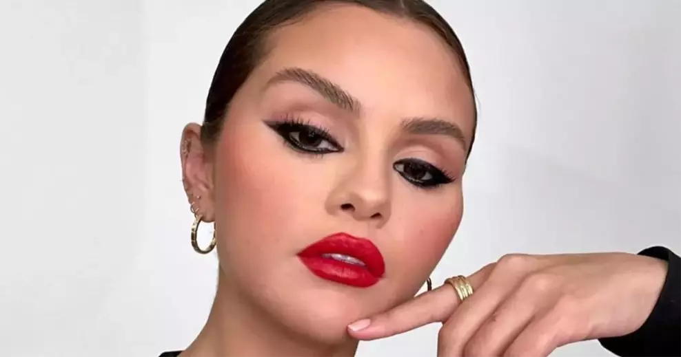 Selena Gomez kimdir? Selena Gomez kaç yaşında, nereli? Selena Gomez'in markasının adı ne?