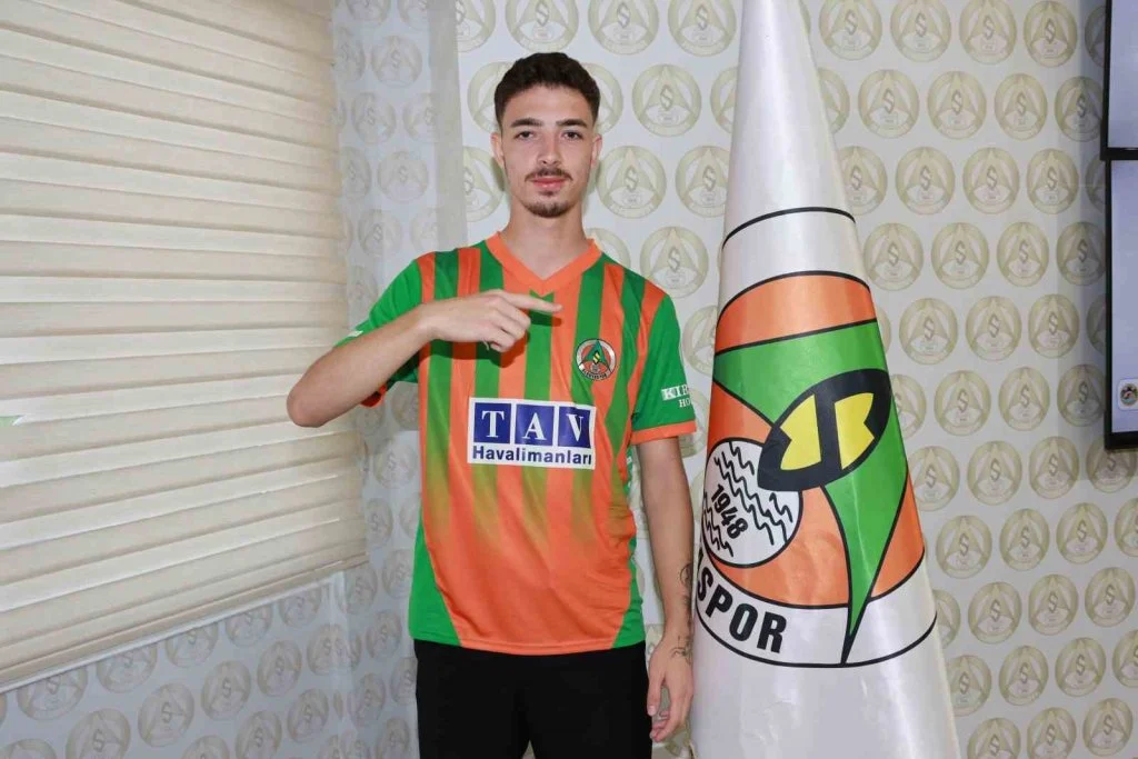 Alanyaspor'dan forvet hattına takviye