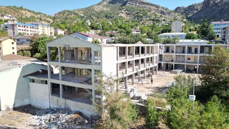Deprem Uyarıları Sonrası Tunceli'de Okullarda Güçlendirme Çalışmaları Başladı