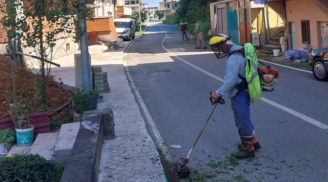 İyidere Belediyesi'nden Temizlik Seferberliği: İlçe Her Gün Temizleniyor