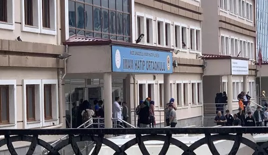 Rize'de Acı Olay: Merdiven Boşluğuna Düşen Öğrenci Hayatını Kaybetti