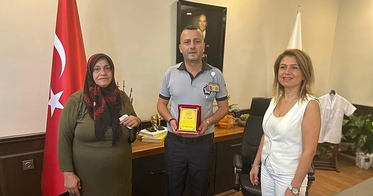 Çalınır Diye Yanında Taşıdığı Nişan Takılarını Doktor Odasında Unuttu