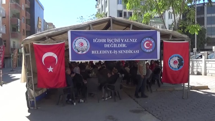 Iğdır Belediyesi'nin işten çıkardığı 204 işçinin eylemi 89 gündür sürüyor