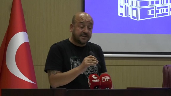  Yılmaz: Eski belediye başkanı döneminde Roma Dönemi eserlerinin bulunduğu alan Anıtlar Kurulu'na sorulmadan imara açılmış