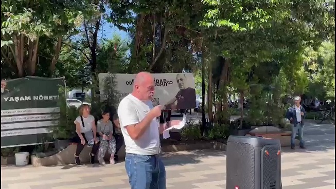 Reşit Kibar için başlatılan 'yaşam nöbeti' Hopa'da devam ediyor