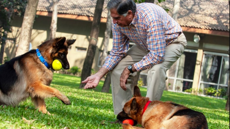Rahmi Koç'un Eski Dostu Ratan Tata, Servetini Köpeğine Bıraktı
