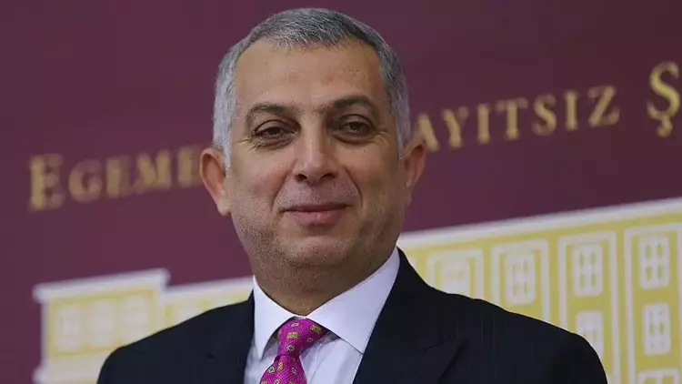 Metin Külünk: “Çay Sadece Bir Tarım Ürünü Değildir”