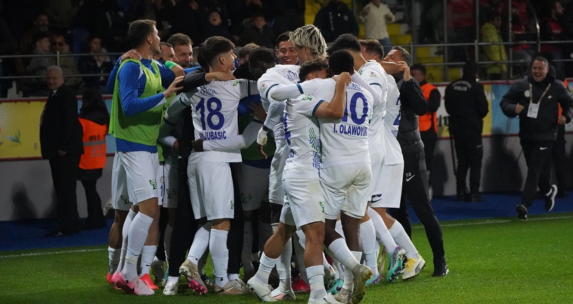 Trabzonspor Zaferini Palut’ un Ültimatomu Getirdi