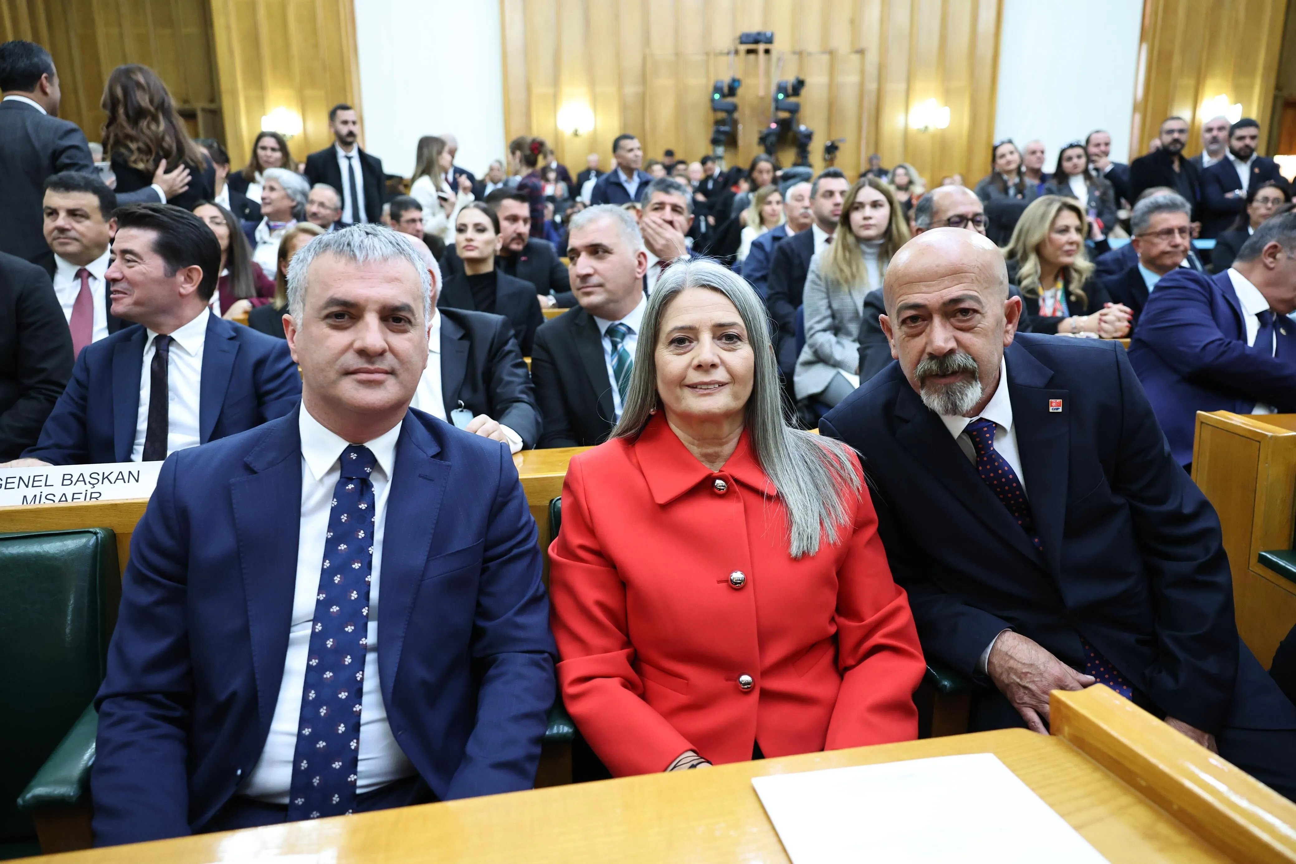 Yomra Belediye Başkanı Mustafa Bıyık CHP'ye Katıldı