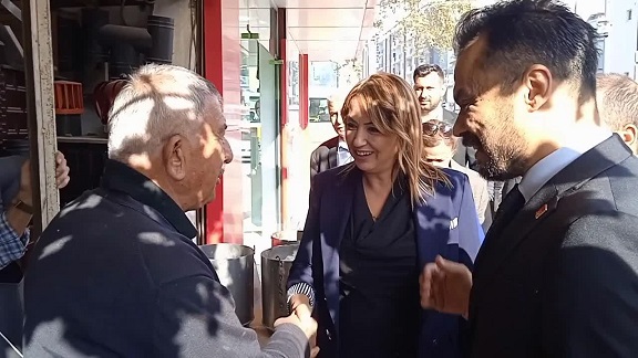 CHP Hatay Milletvekili Nermin Yıldırım Kara'dan Osmaniyeli esnaf ziyareti: 