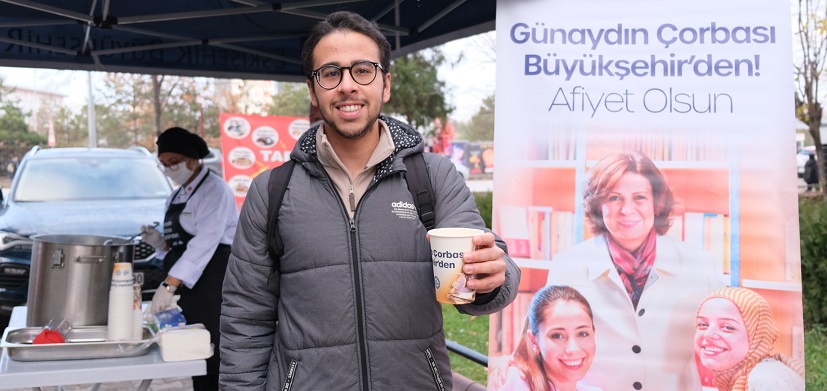 Eskişehir Büyükşehir Belediyesi, gençler için “Günaydın Çorbası” uygulamasını yaşama geçirdi