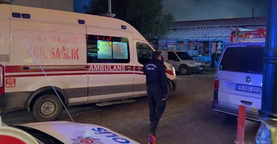 Van'da Mısır Çarşısında çıkan yangında büyük hasar oluştu