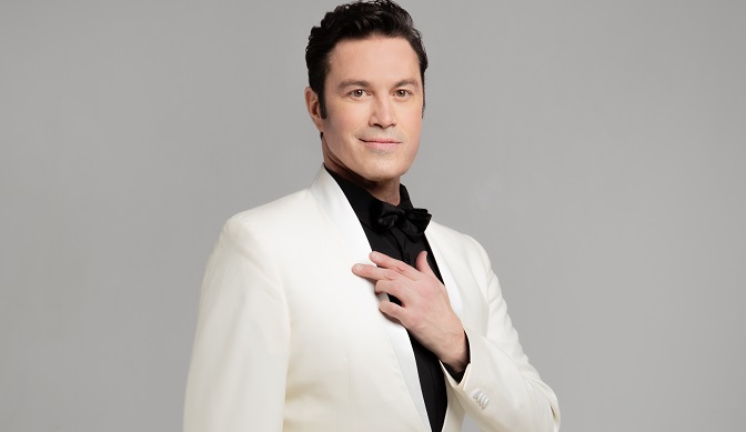 ÜNLÜ TENOR MARIO FRANGOULIS, PIU ENTERTAINMENT ORGANİZASYONUYLA 14 ARALIK'TA SENFONİ ORKESTRASI EŞLİĞİNDE VOLKSWAGEN ARENA'DA