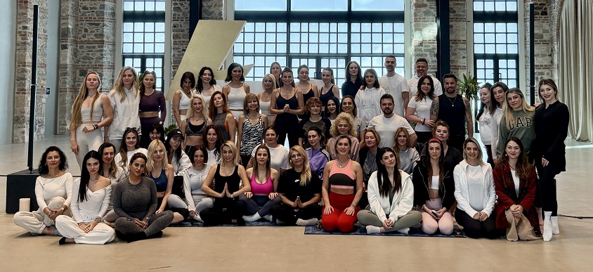 Tersane’de Ece Vahapoğlu ile Yoga