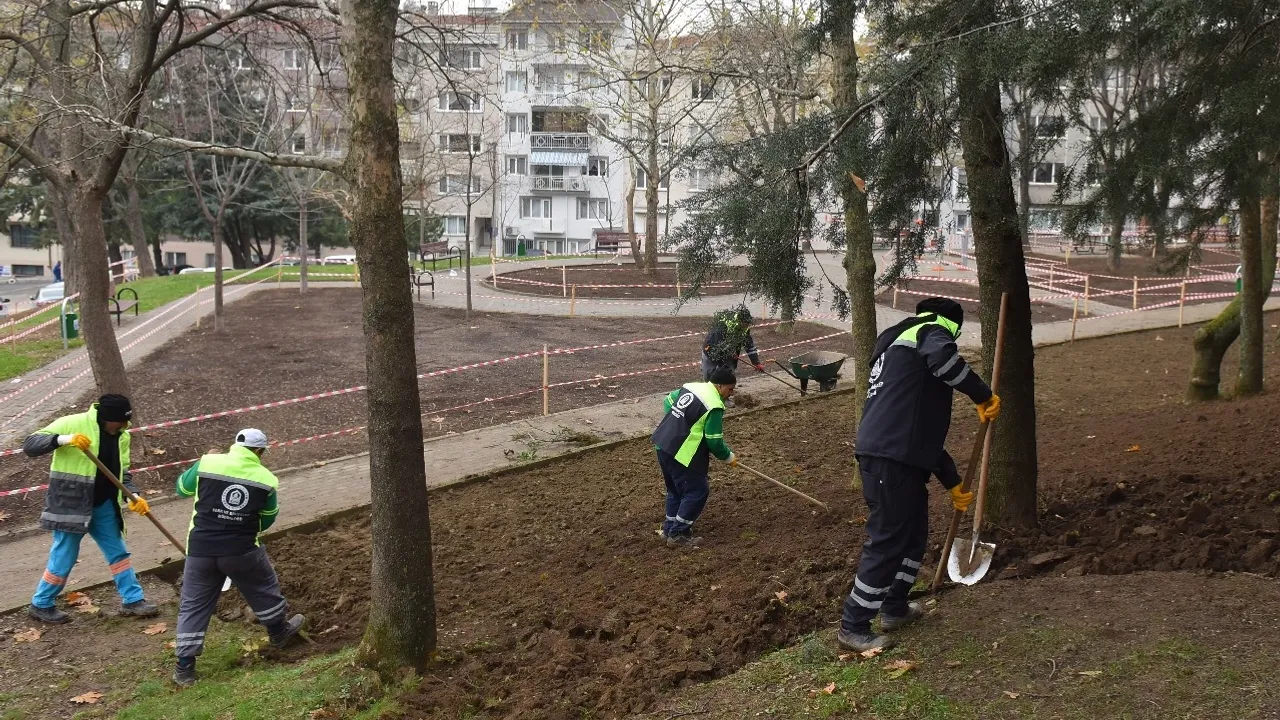 Bursa Yıldırım'da parklar yenileniyor