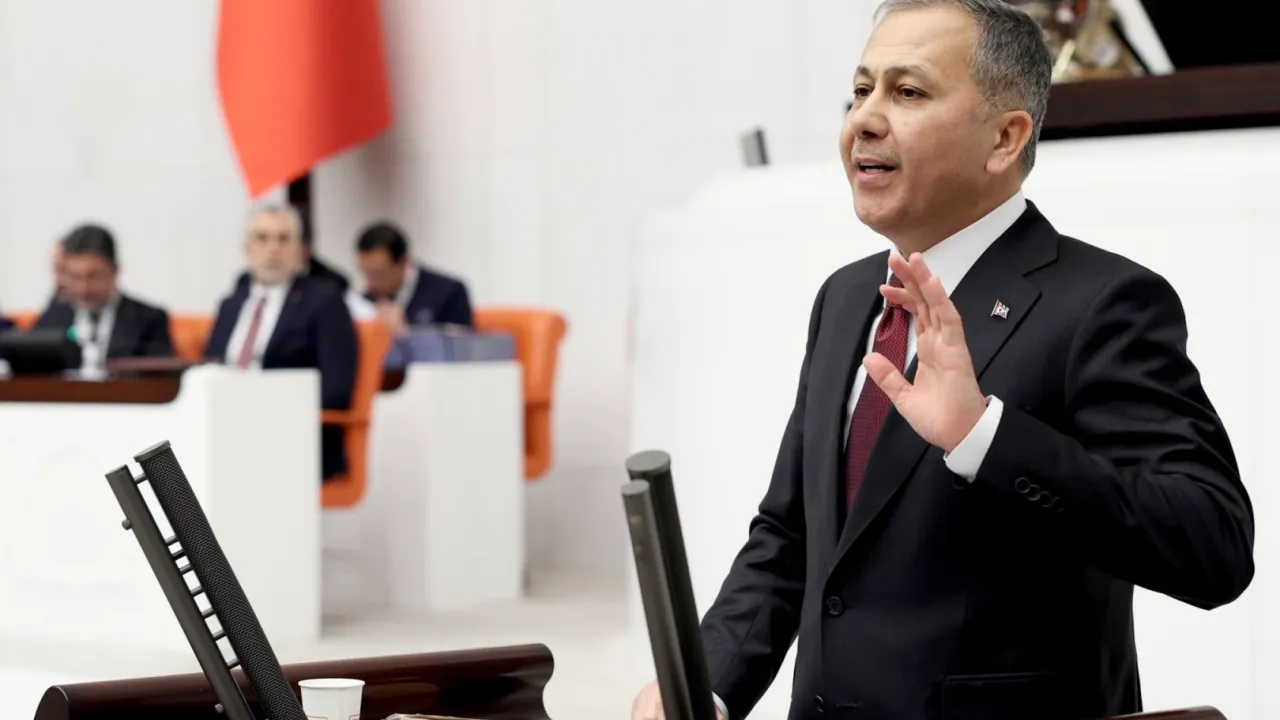 Bakan Yerlikaya açıkladı: 8 bini aşkın Suriyeli ülkesine döndü