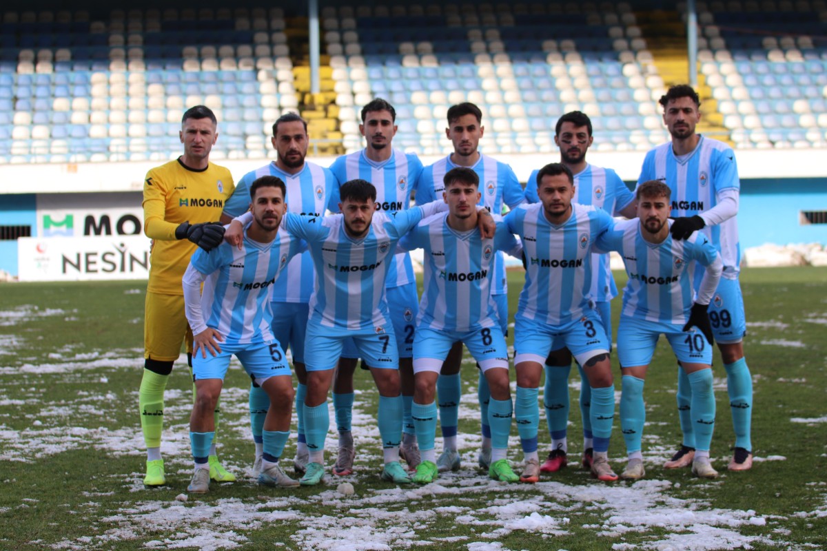 Pazarspor Eksiklerini Gidermeli
