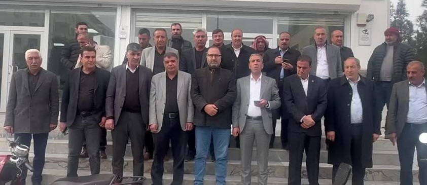 Şanlıurfa’nın Ceylanpınar İlçesinde yaşanan elektrik kesintilerine mahalle muhtarlarından tepki