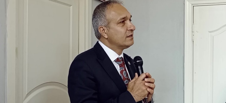 Suat Özçağdaş: 