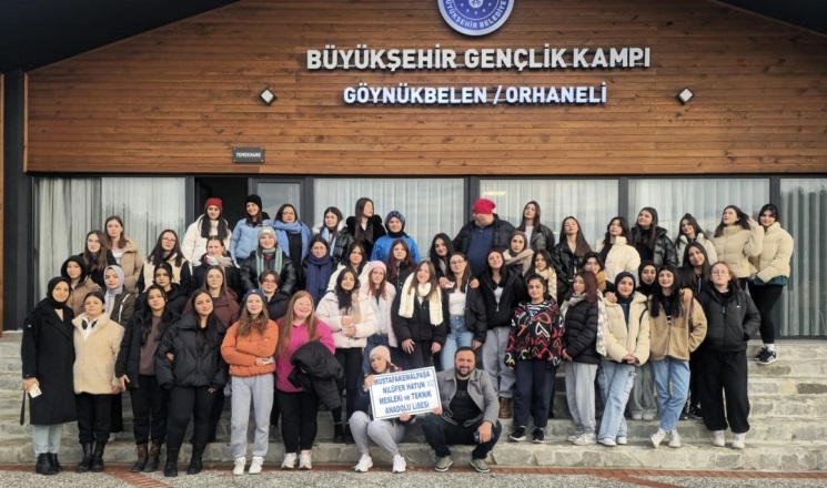 Bursalı gençler Orhaneli'de motive oldular