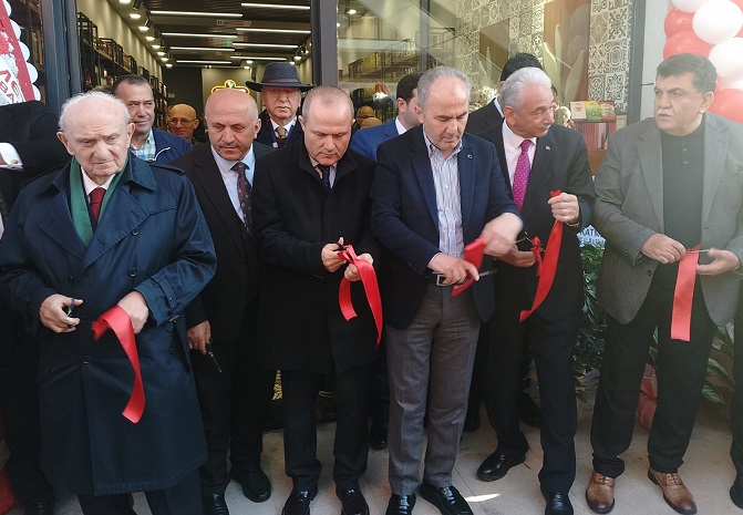 Çarşı AVM’ de Çaykur Bayi Açılışı Yapıldı