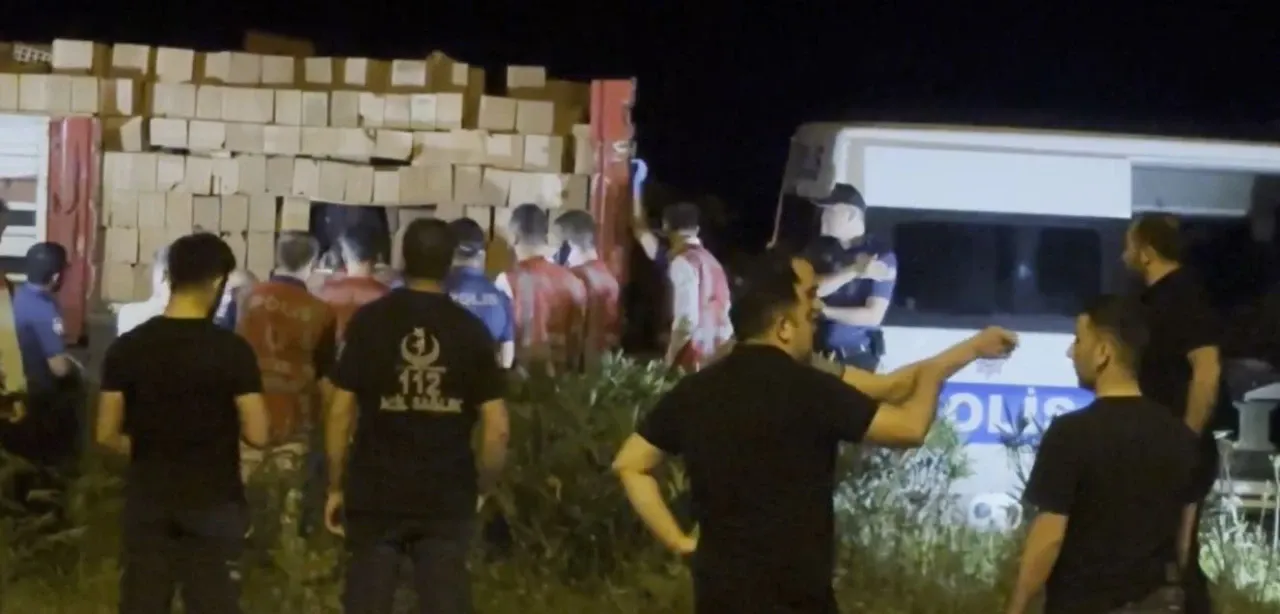 Rize'de Göçmen Kaçakçılığına Yönelik Operasyonlar: 45 Düzensiz Göçmen Sınır Dışı Edildi, 6 Organizatör Tutuklandı